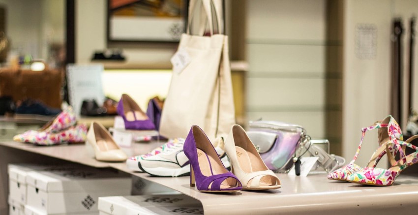 San Marina Shop'in Houssen : Chaussures femme et homme, Sacs et accessoires