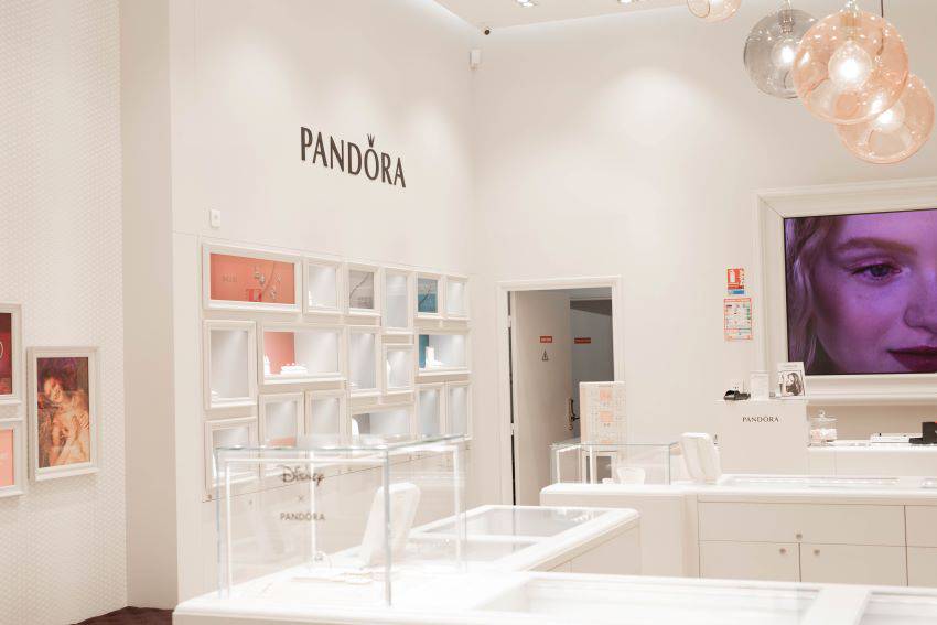 Pandora Houssen : bijoux en matières précieuse de haute qualité