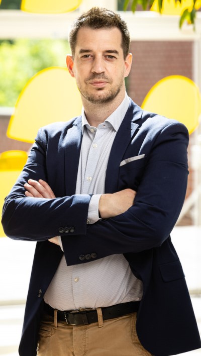 Raphael Rubens, Directeur du Shopping cora Anderlecht Raphael Rubens, Directeur du Shopping cora Anderlecht